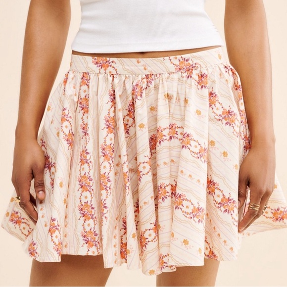 Free People| Gaia Printed Mini Skirt - Picture 3 of 15